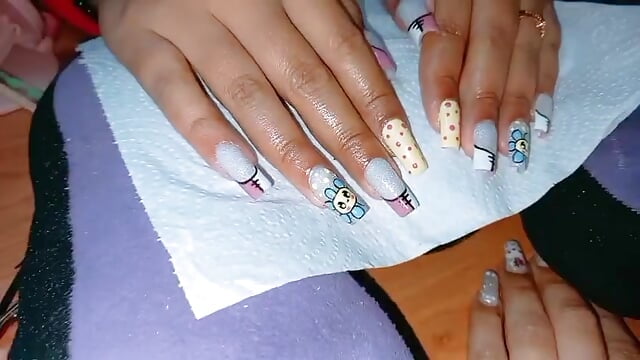 Manicure studio—I hope you like my art - video by IVET_CUTE1 cam model