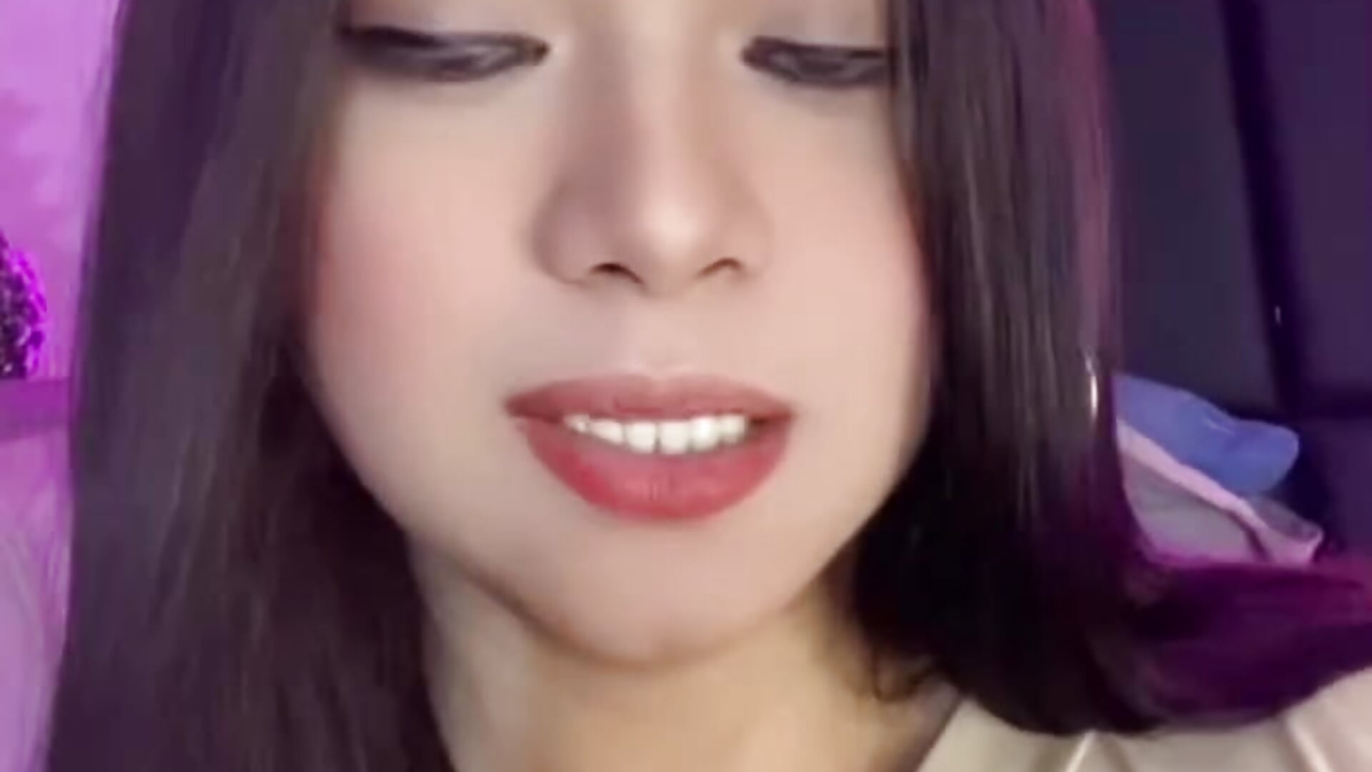 cutiee - video by OrientalPearl1 cam model