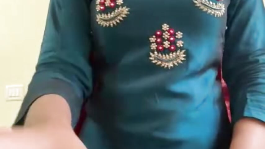 My Dress 👗 - video by Modelbigbobs cam model