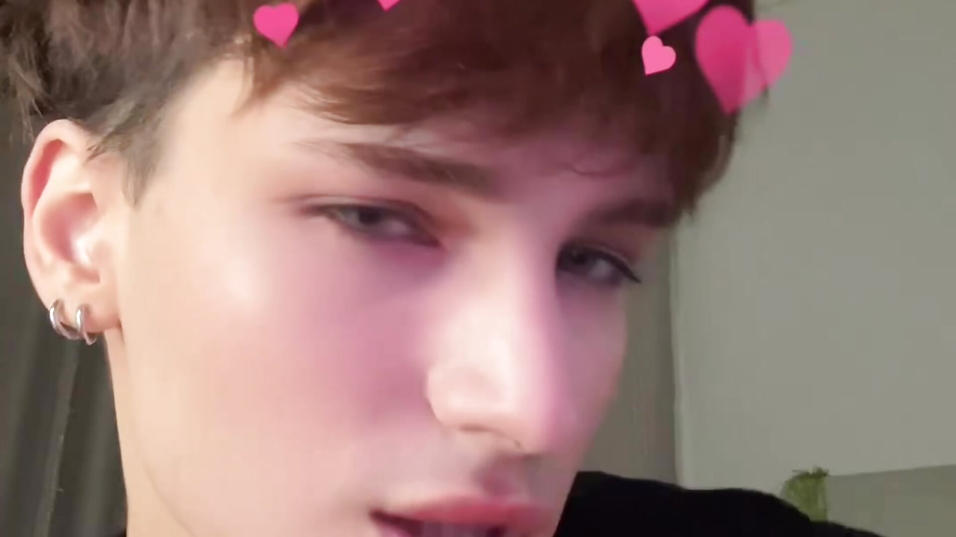 meee - 視頻由 mystic_evan 主播提供