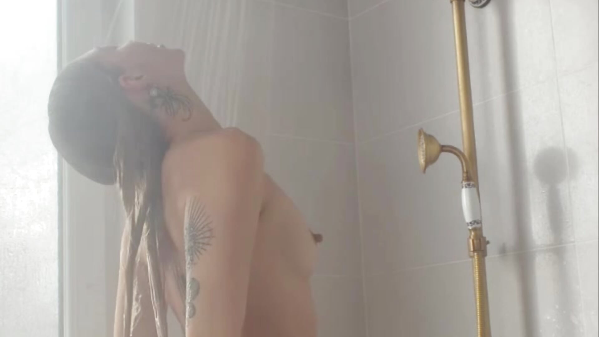 in the shower💦