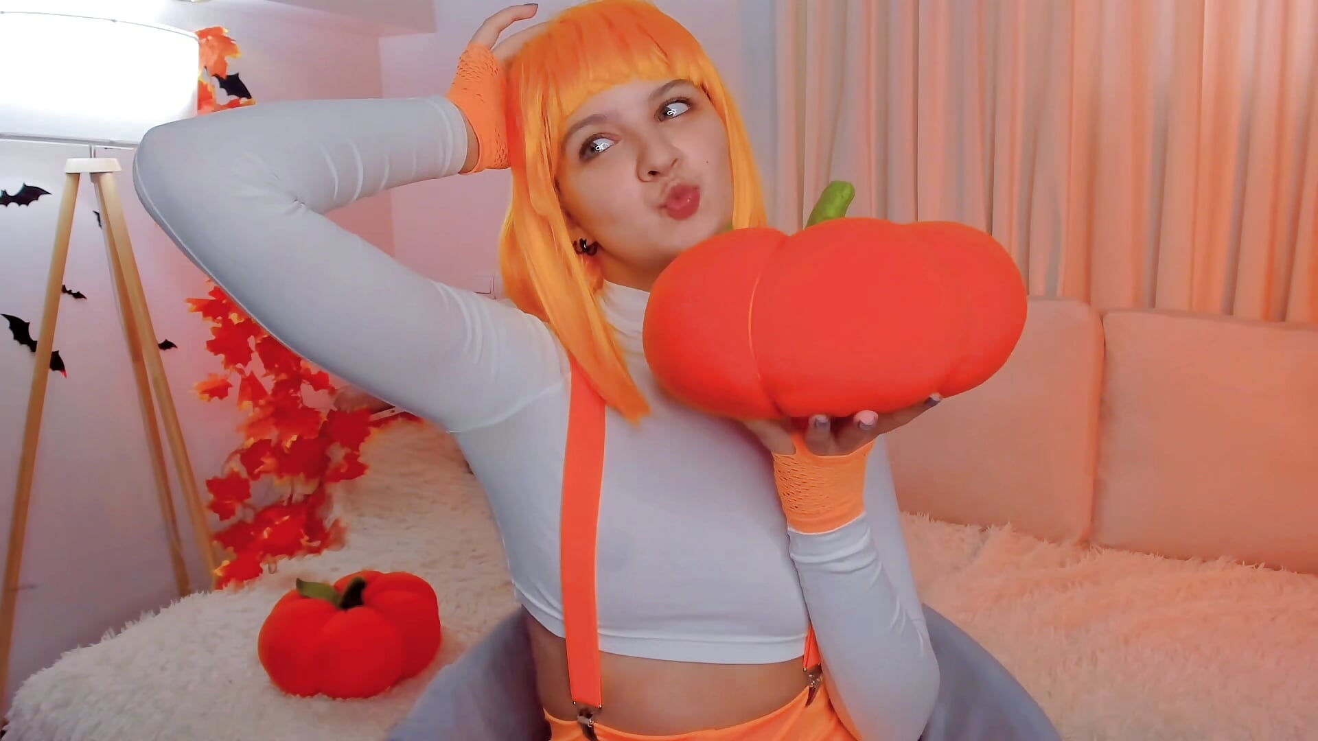 my first halloween here ^_^ - video by LilLisa cam model