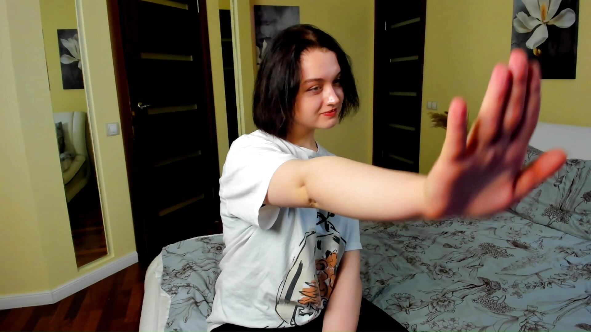 Kiss u - video by DorisColbourne cam model