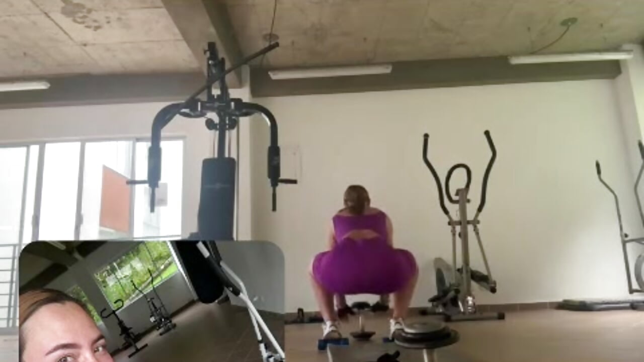 😘 - فيديو من AlissonPeach01 موديل الكام