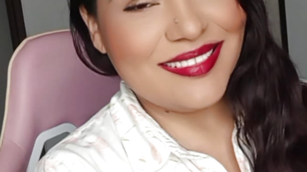 2025-01-27-175532585.mp4 — filmik Laurasofia01, modela(-lki) na kamerkach