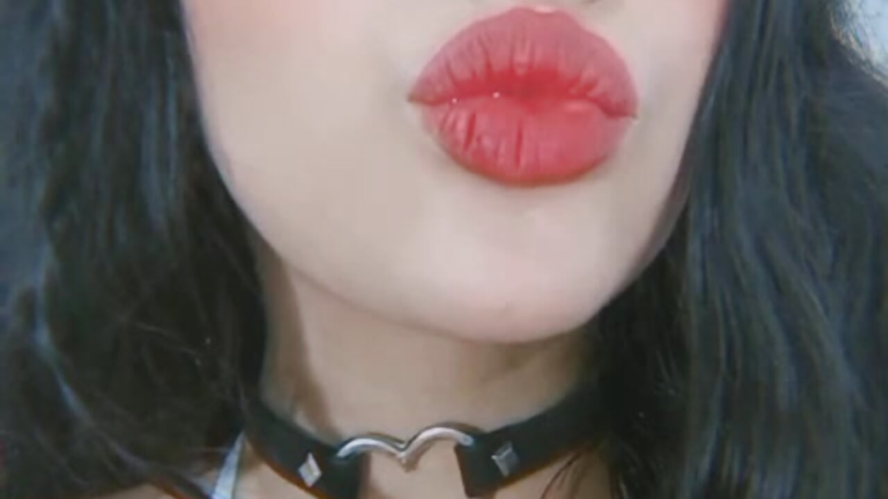 ❤️‍🔥 - video by Annelov18 cam model