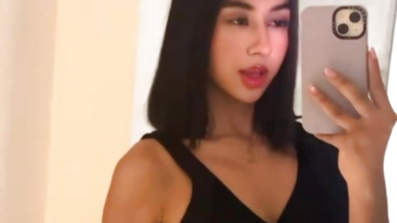 😏 - video by kassie_collings cam model