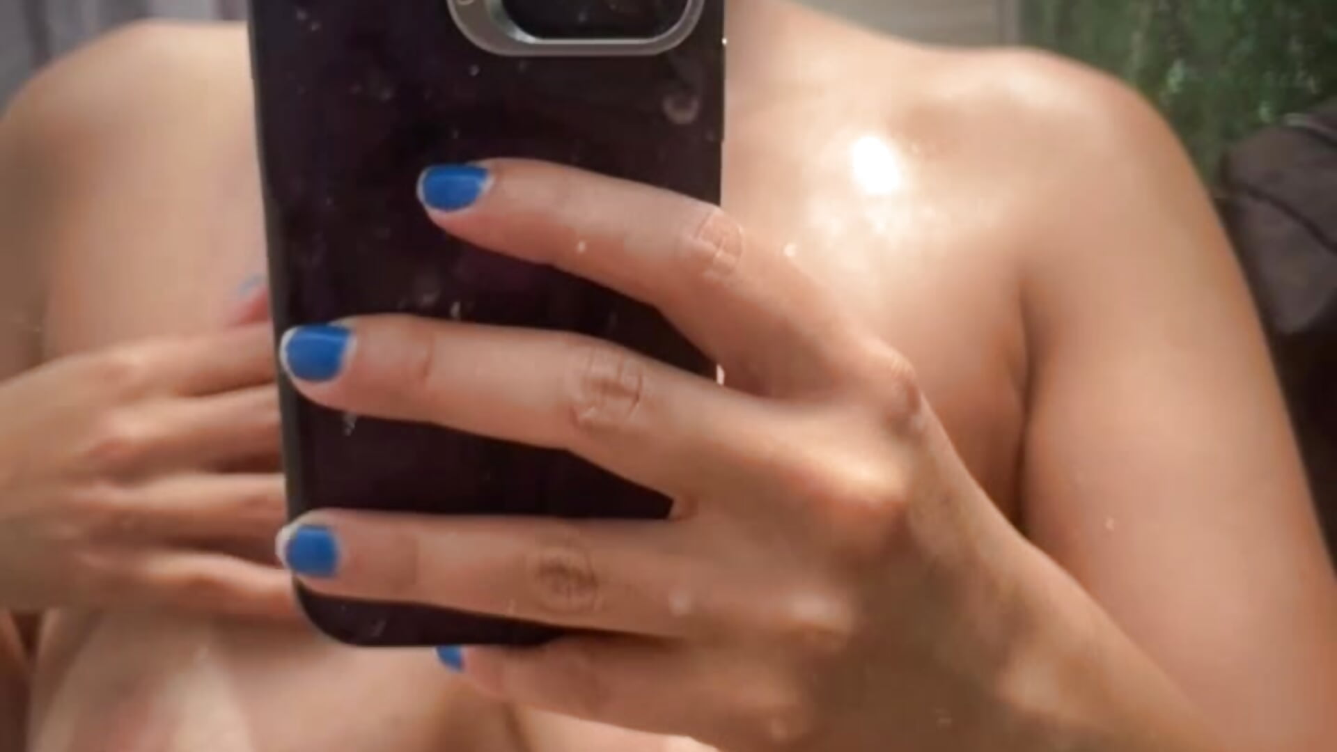 I like it when you look at my body... do you want to do it in private? - video by Sharonevanss_ cam model