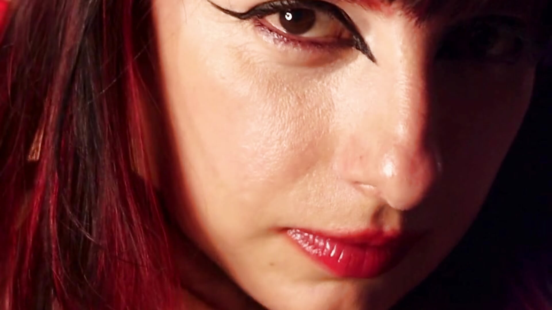 😈🌸💖－カメラキャストのangel__red_の動画