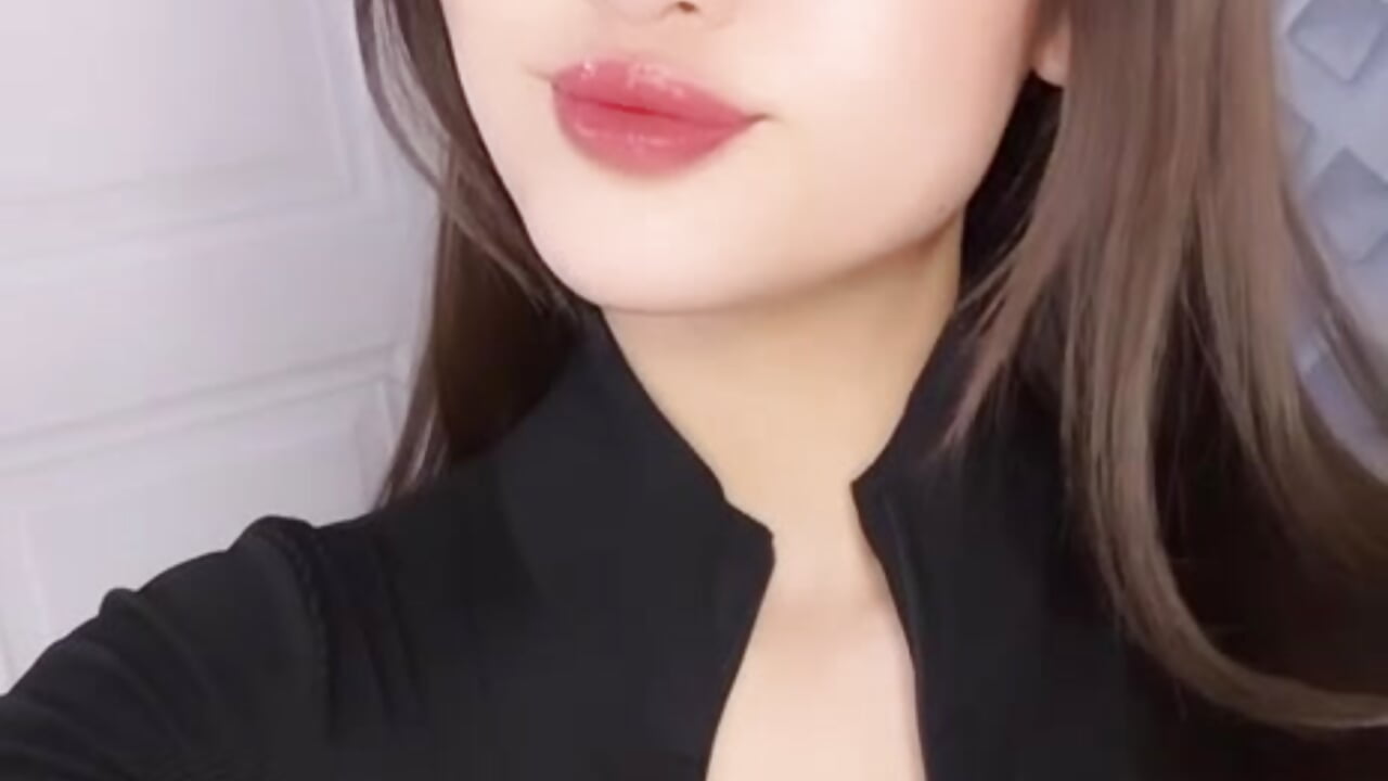 Cutie - video by assuna_ cam model