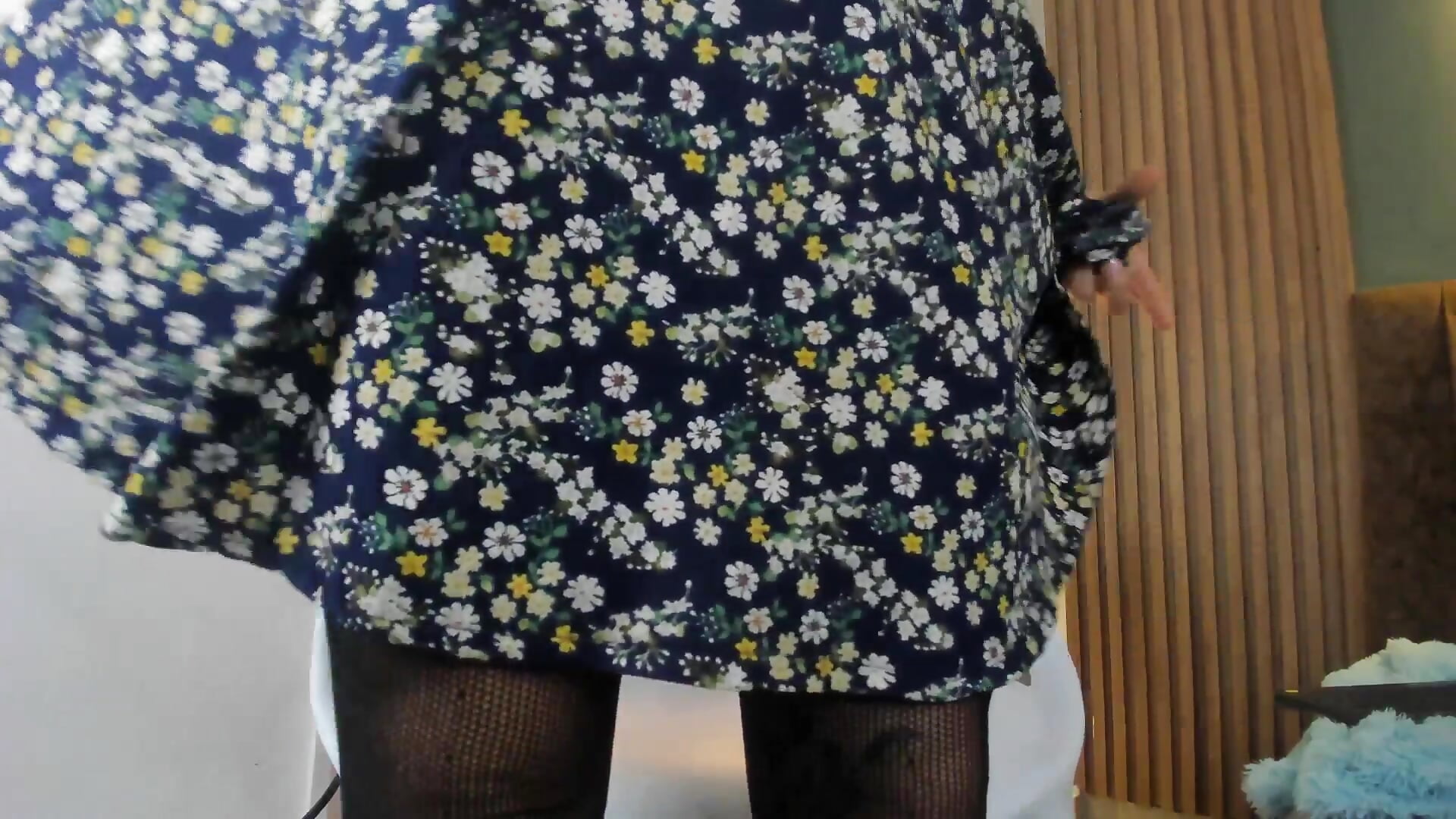 i forgot my pantys 😛😏 – video af IsisNoir cam-model