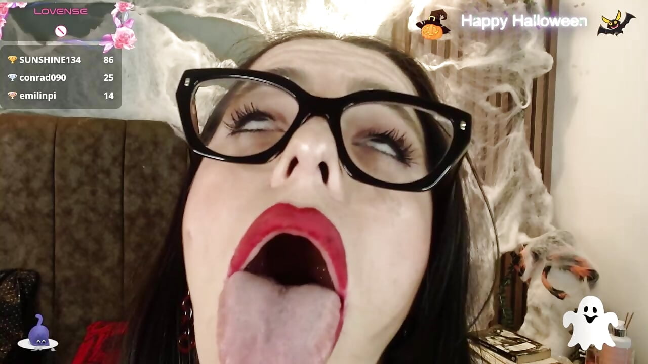 Ahegao - video by IsisNoir cam model