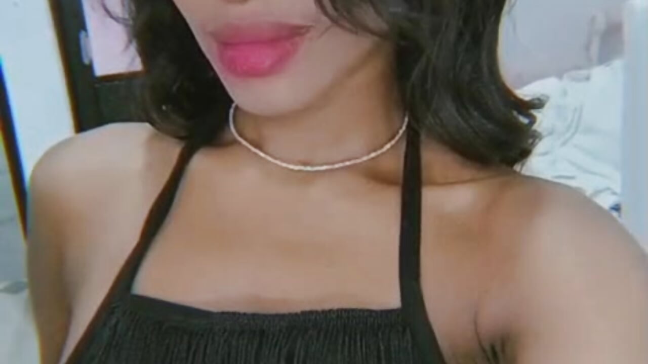 𝓱𝓮𝓵𝓵𝓸. 💋