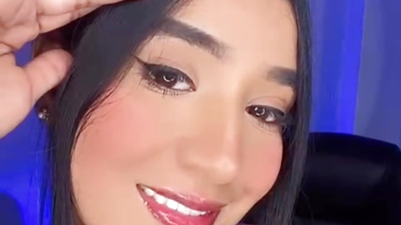 WhatsApp Video 2026-01-04 at 10,34,29 PM– Beverly_johnson kameramodell videója