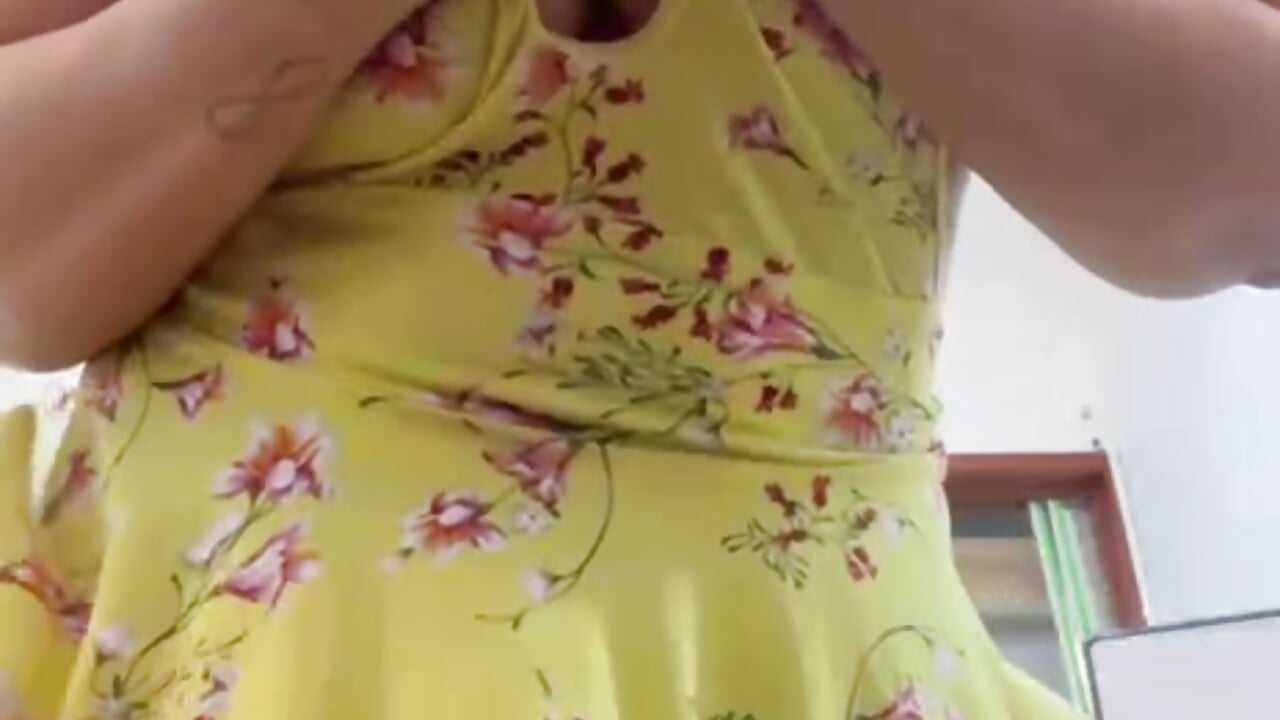 what color are my panties? – video od webkamerové modelky evvaa_moon69