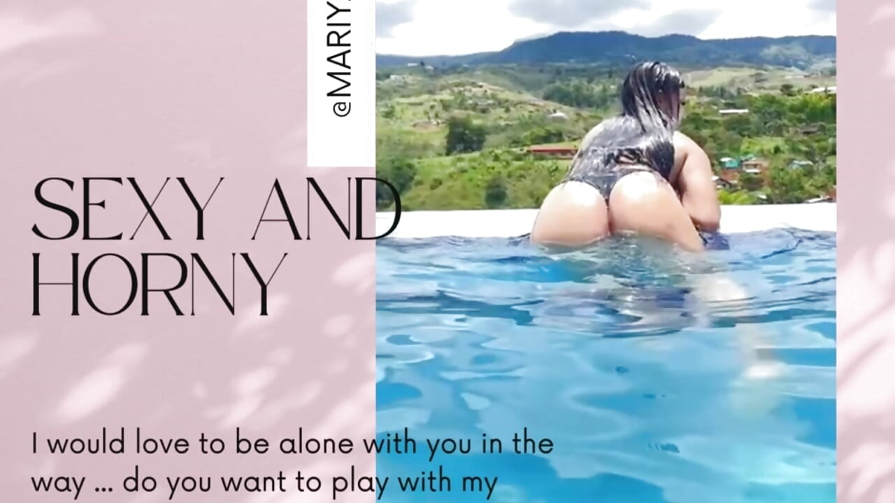 Play with my ass love - video by MariyaNovaki cam model