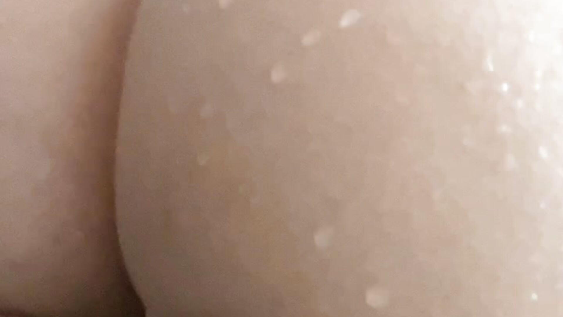 𝑯𝒐𝒕 𝒊𝒏 𝒕𝒉𝒆 𝒔𝒉𝒐𝒘𝒆𝒓 - video by VelvetVampiree cam model