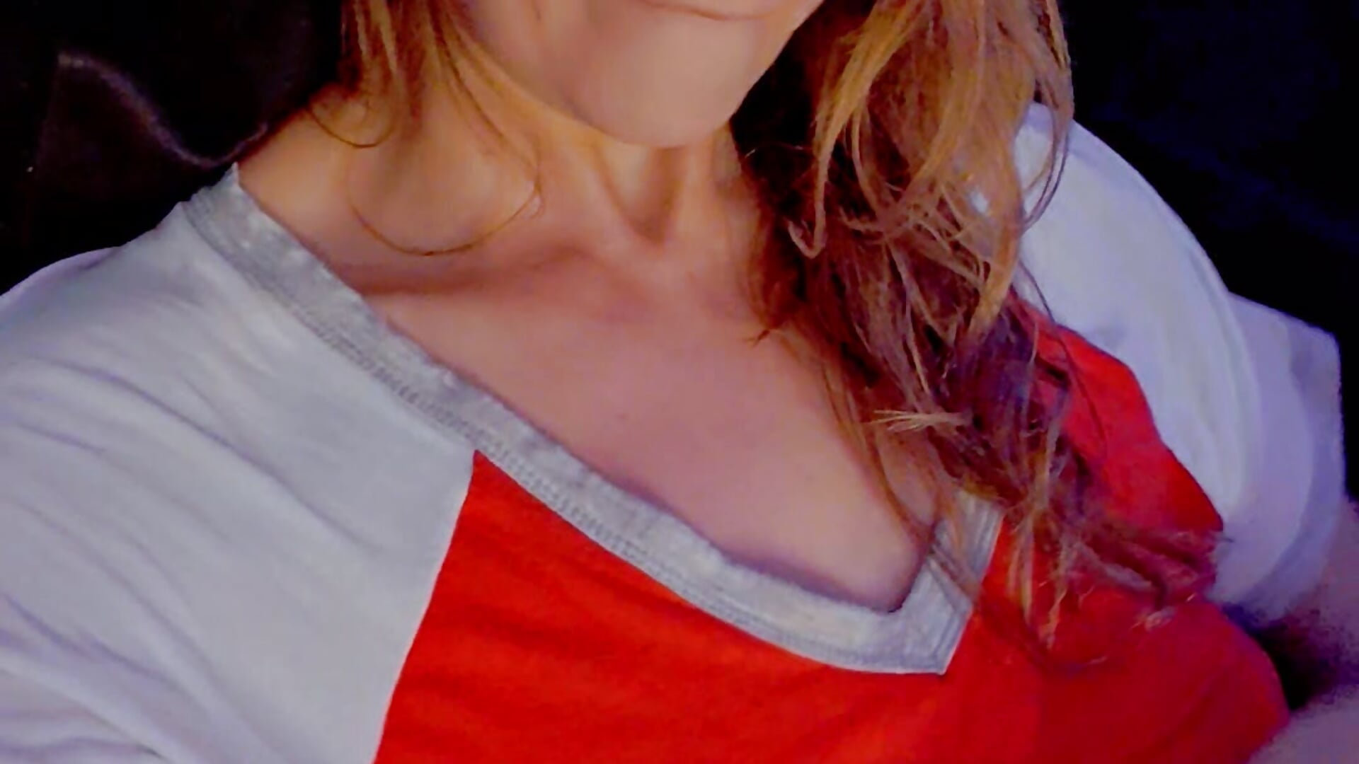 1000015404 - video by PeachyAriel cam model