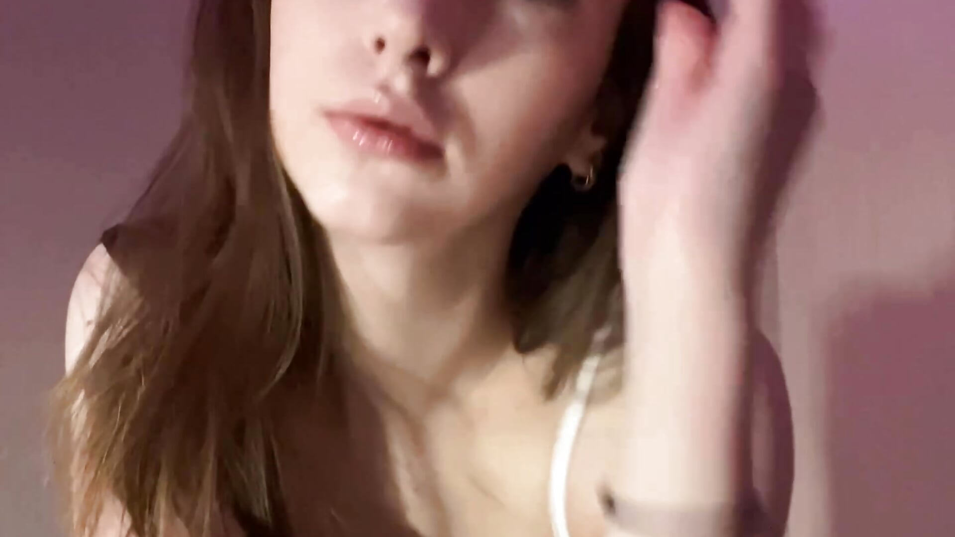 IMG_4570 - video của người mẫu cam Miche1le_Allenne