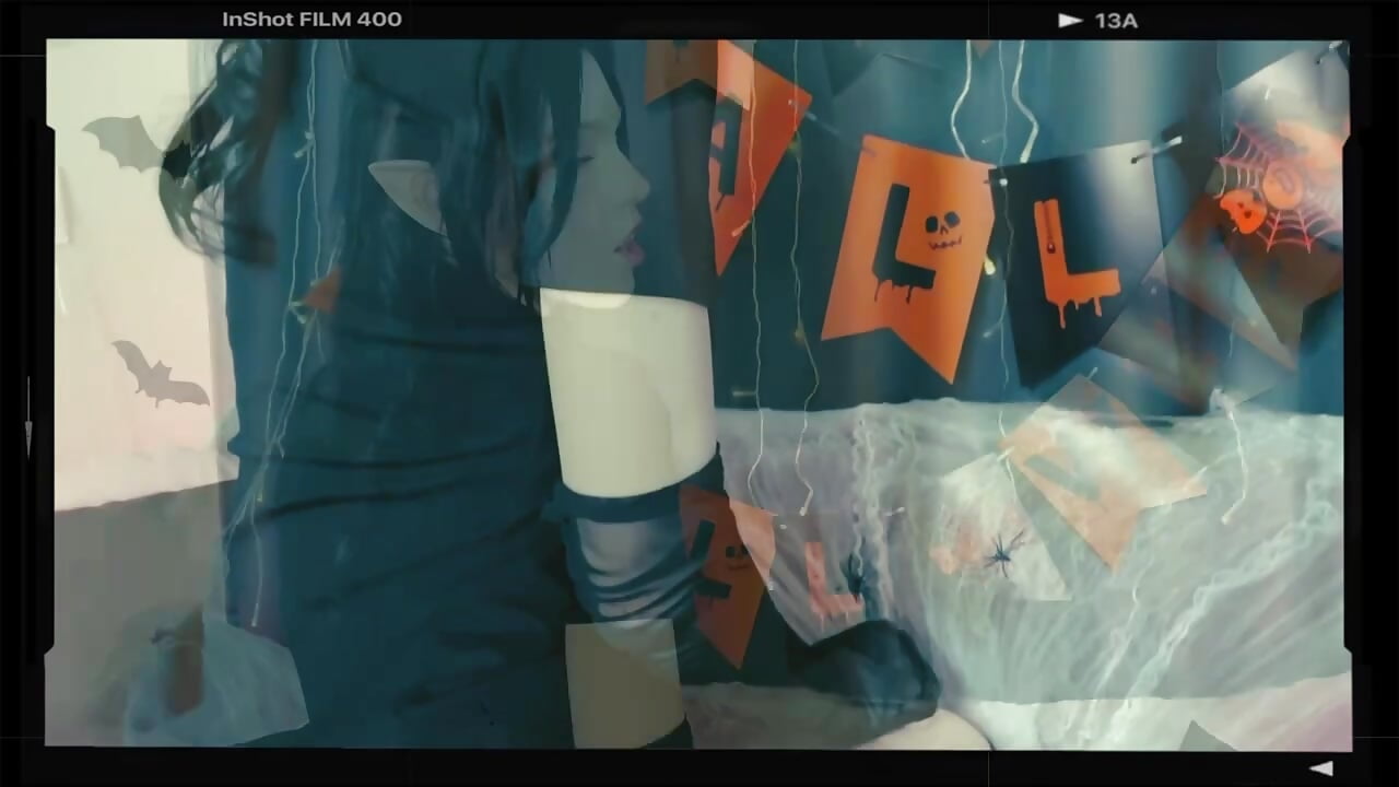 Halloween🎃Boo!🧛‍♀️ - vídeo de Sophie_SkyAngel modelo de câmara