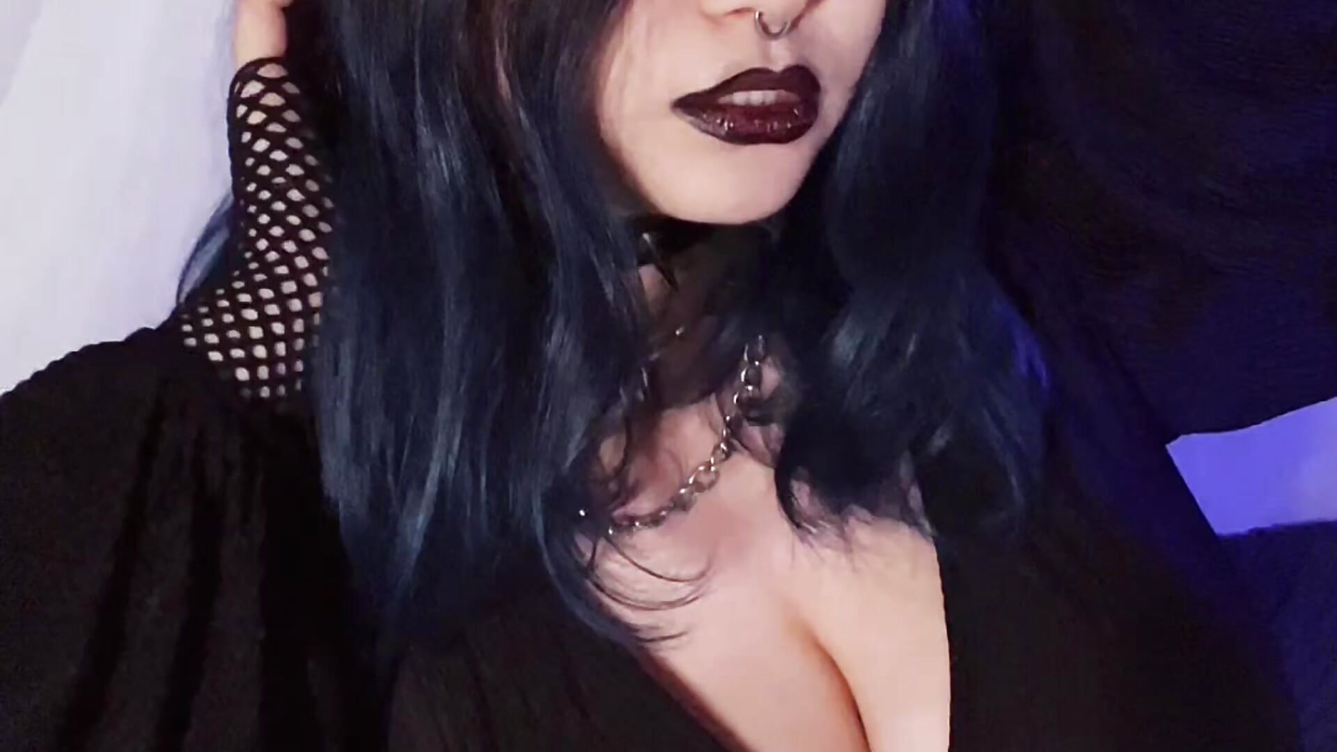 Hey i am Mira - video by Mira_Fyre cam model