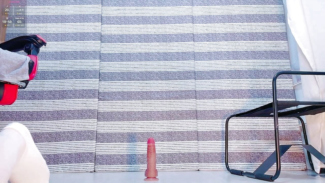 [VIP]간호사복장으로 분수+양구멍공략.. - video by hyeony_s96 cam model