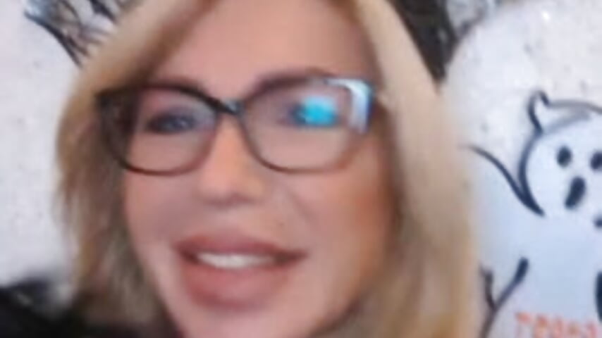 video_2025-10-27_09-33-42 - video fox_red_lady7 kameramallilta