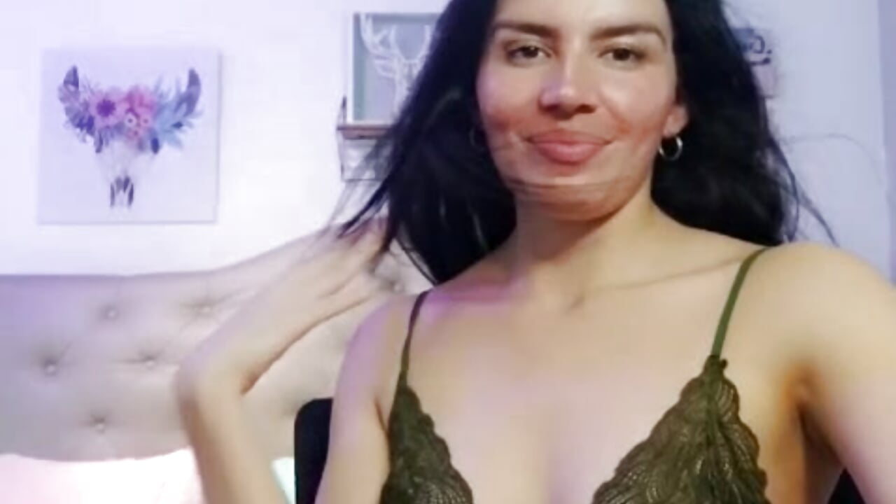 WhatsApp Video 2025-07-20 at 5.55.11 PM.mp4 - video by Milla_lourents cam model