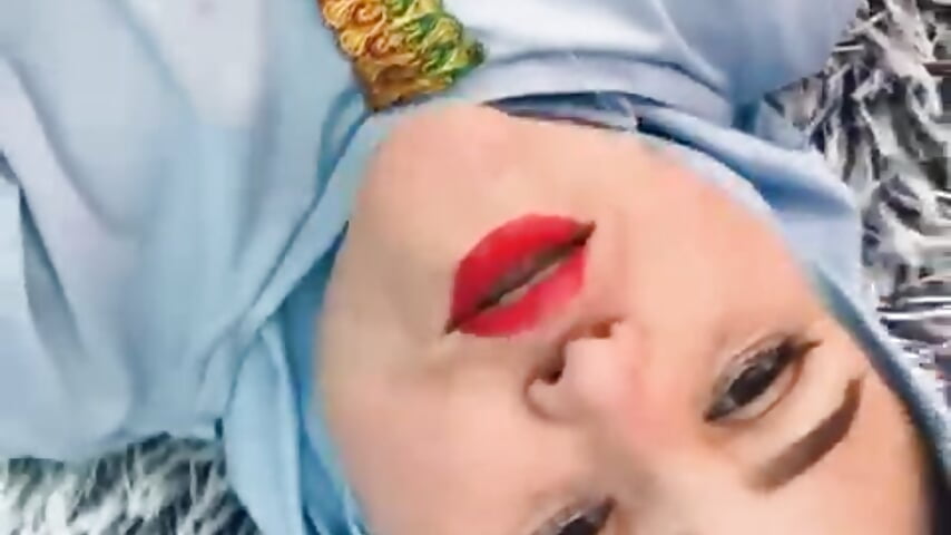 kiss for you - video by MarianFadel cam model