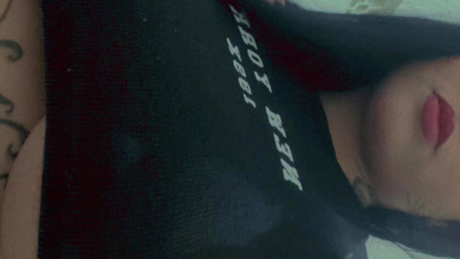 81cd049d2fd0484a95eb058b0159555c - video by Babebommer cam model