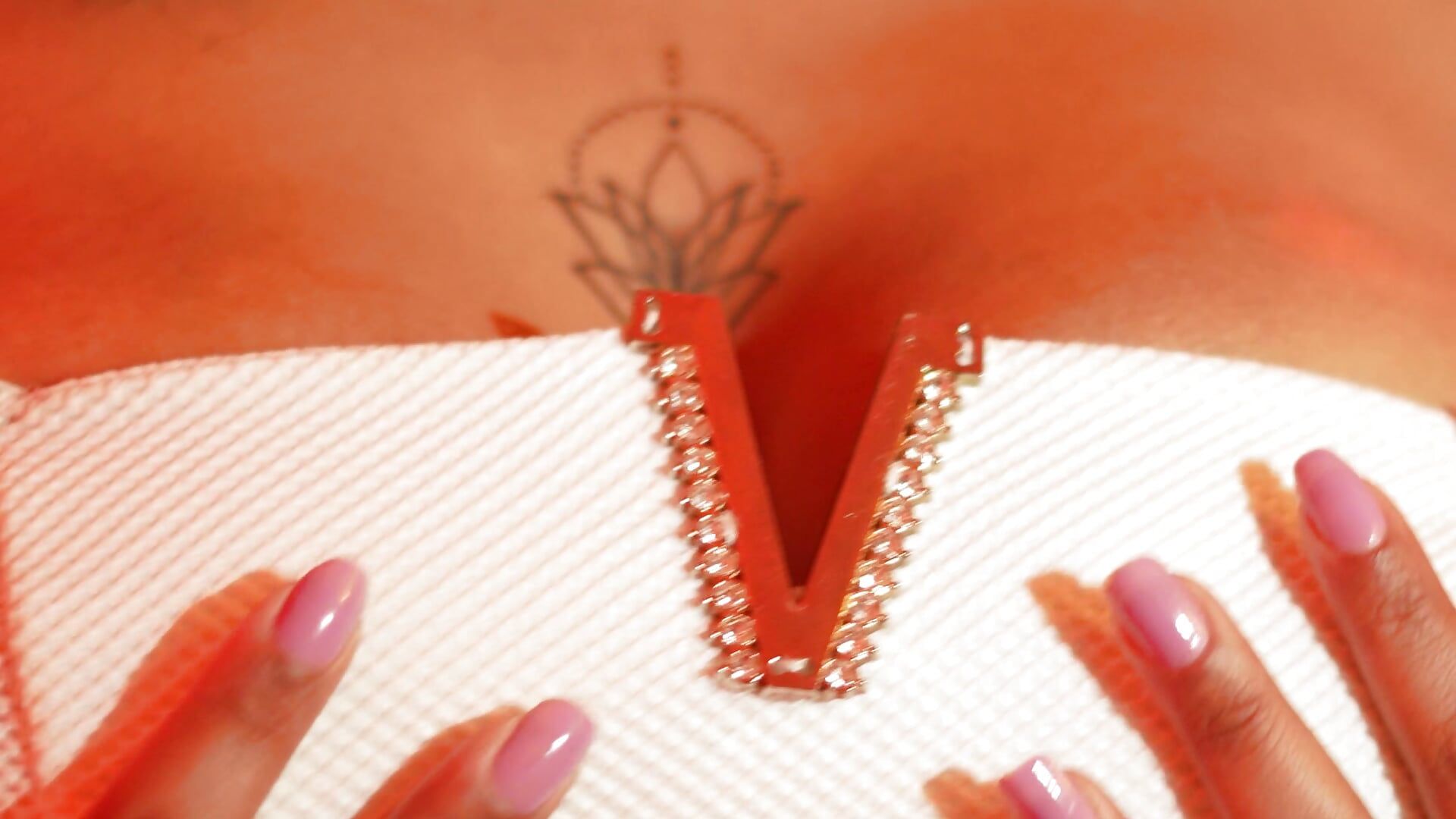 sensual candy just for you - vídeo de la modelo de cam candyhot_tk