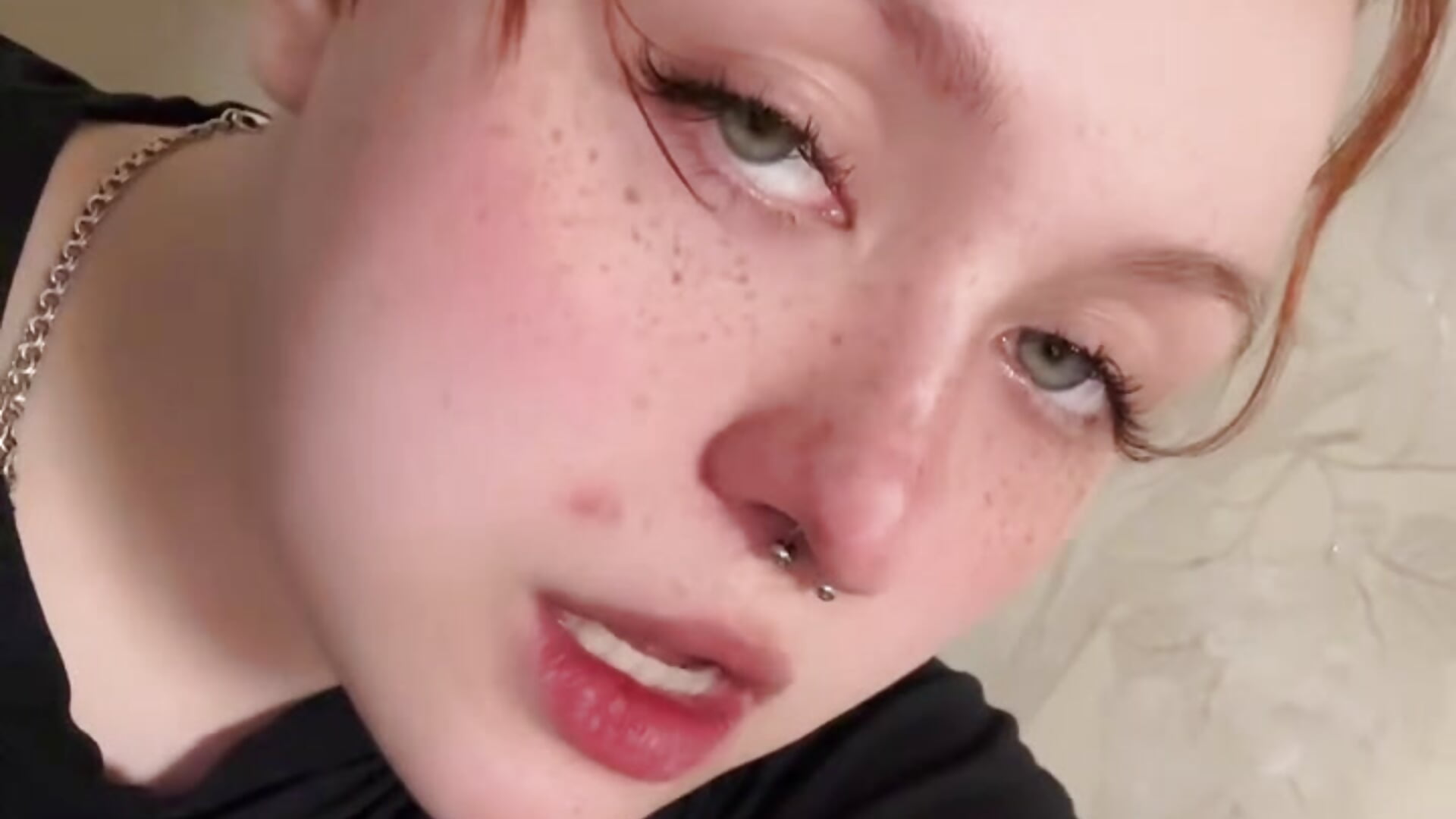 me <3 - video by REDDCASS cam model