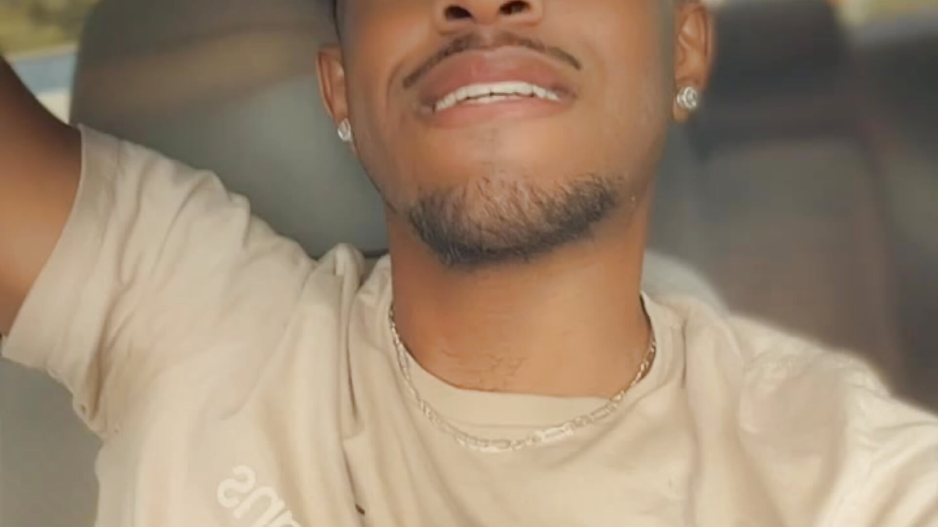 B65DB38A-A106-4ADC-A458-6E2FC767E827 - video by playboyy20 cam model