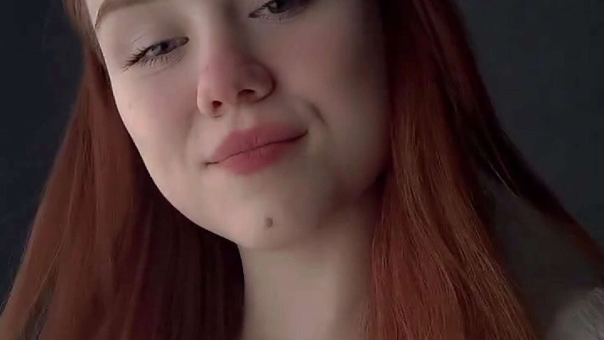 Hug u - video by CloverDrews cam model