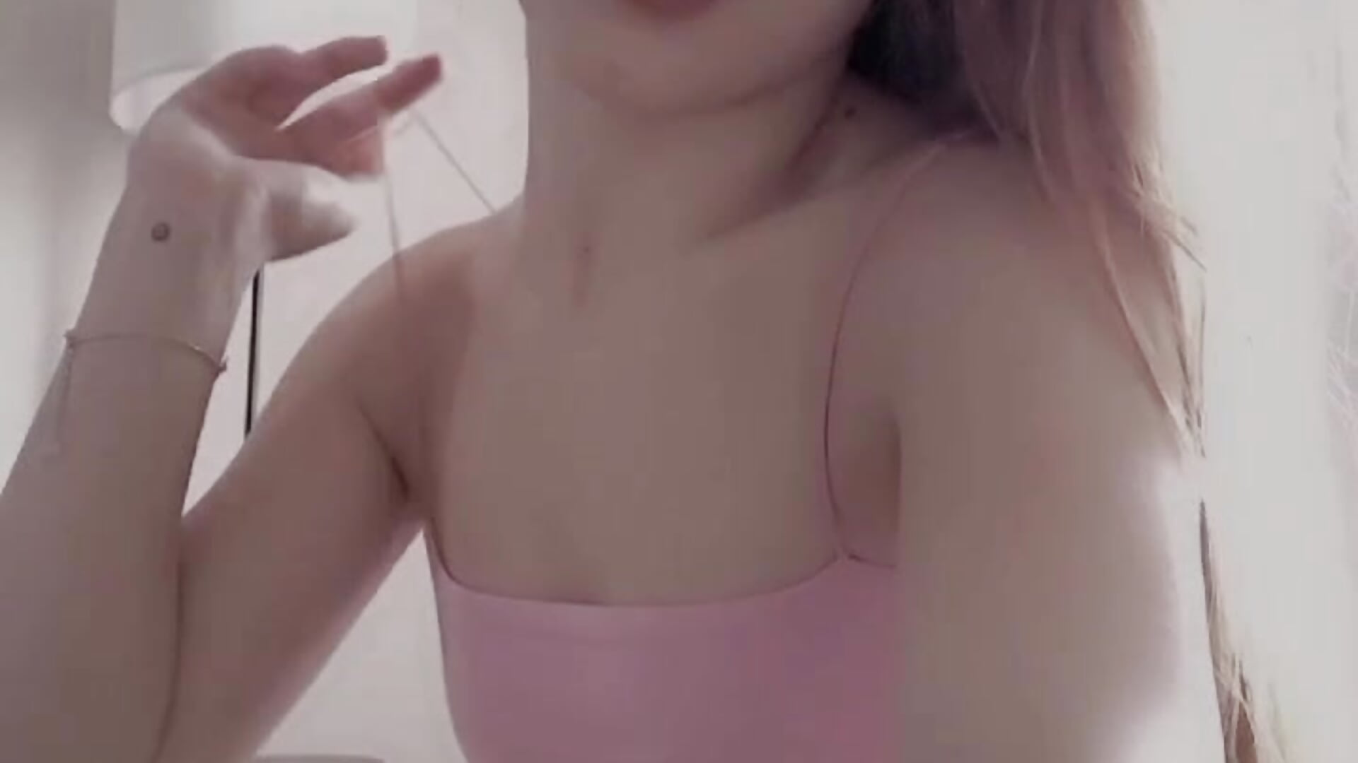 Want my secret? It’s in my eyes 😏 - CloverDrews 캠 모델의 동영상