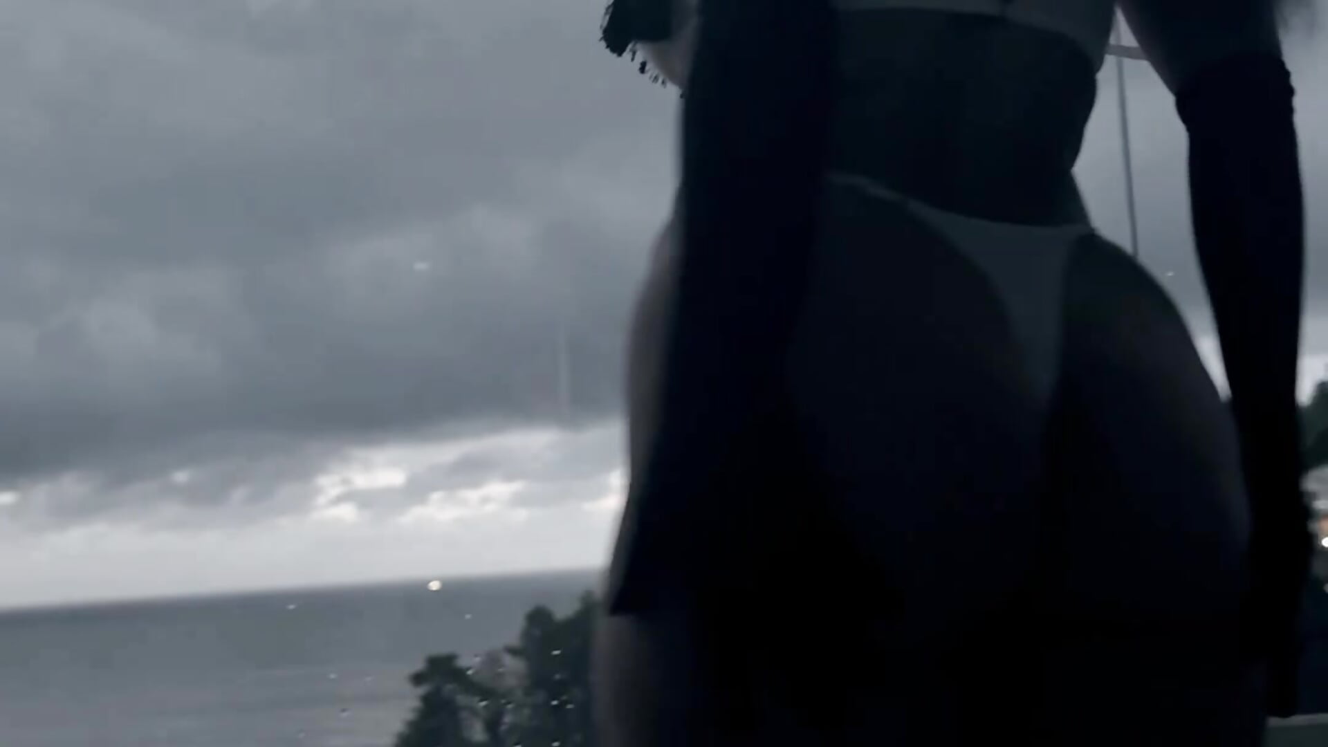 I keep you  warm even  in the coldest winter – video modela na kameri MaryHols