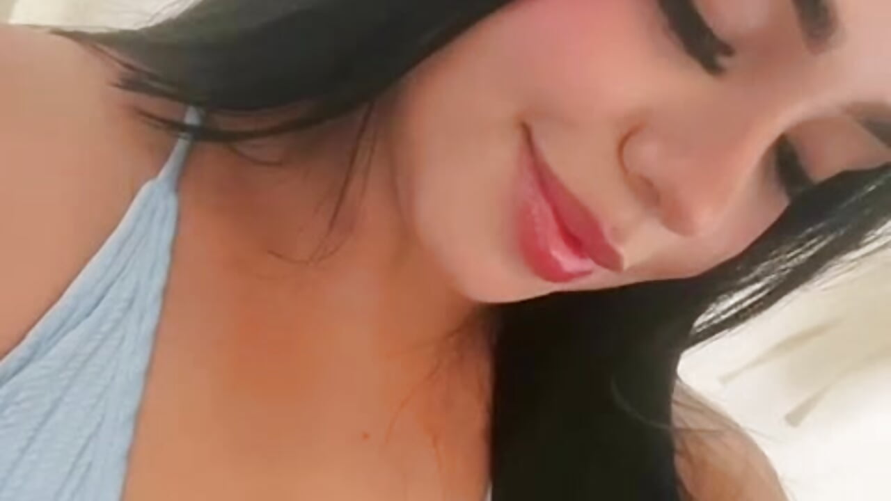hi everyone 💘 - video by manyaa_ cam model