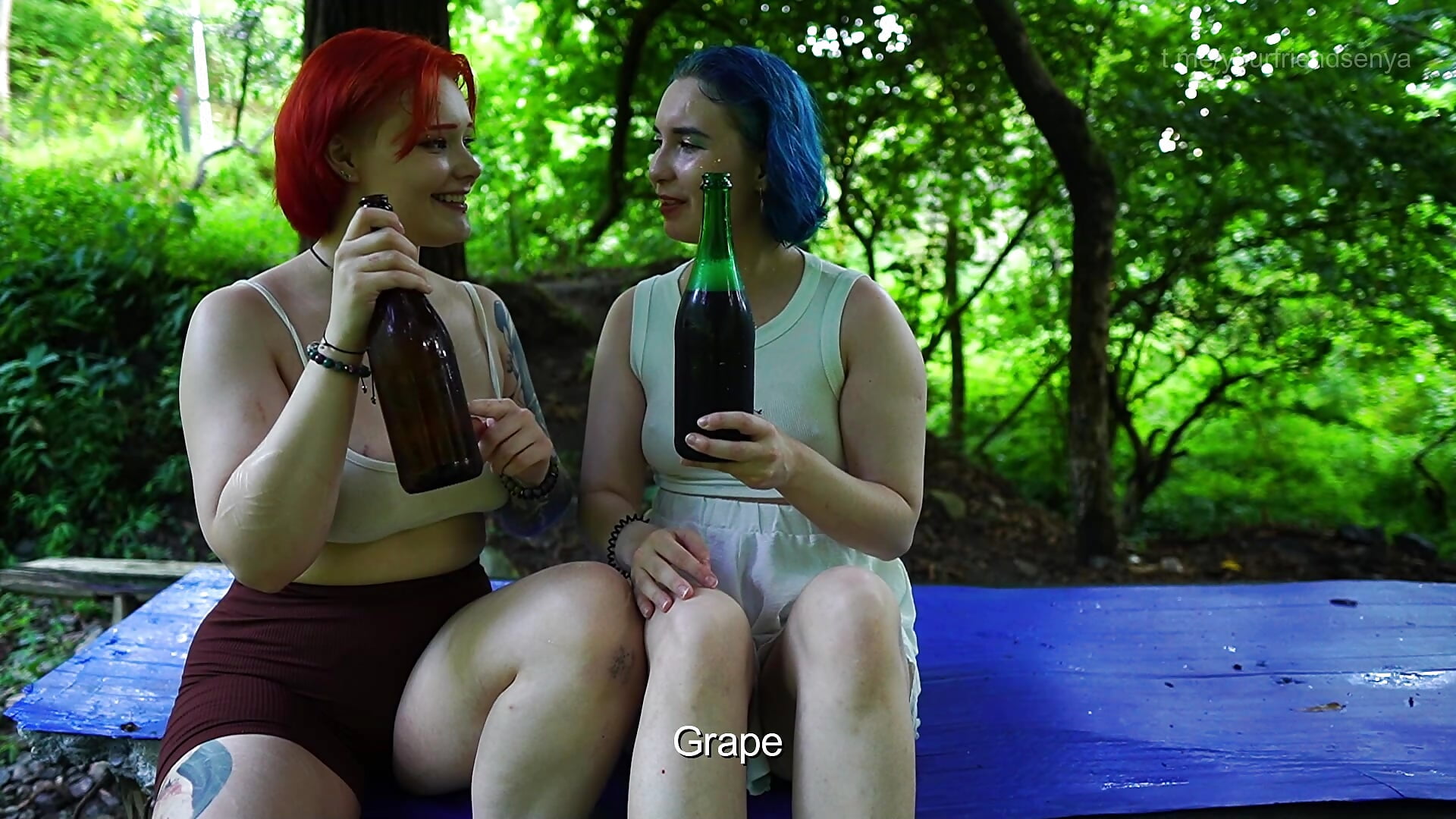 OUTDOOR. Make Out with Boobs Out - clip cu sova_energy model videochat