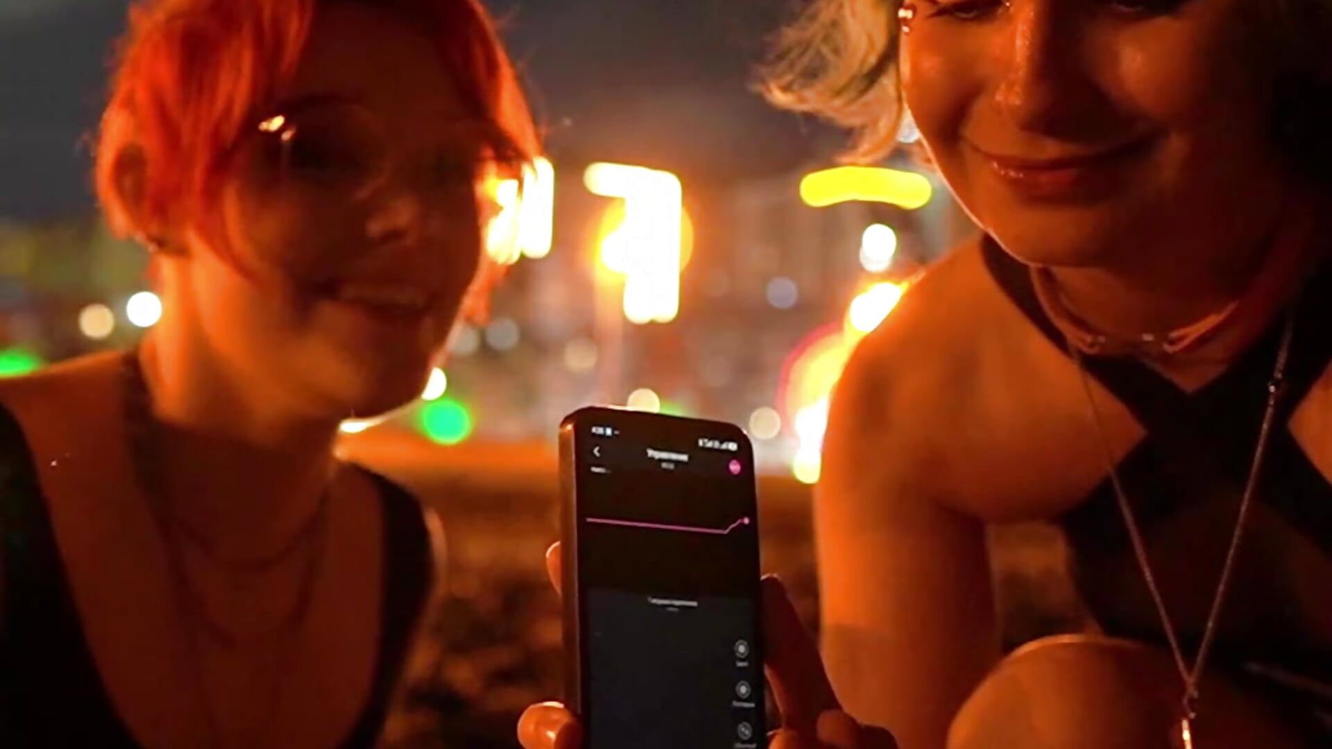 [Short] Temptation on a date – video af sova_energy