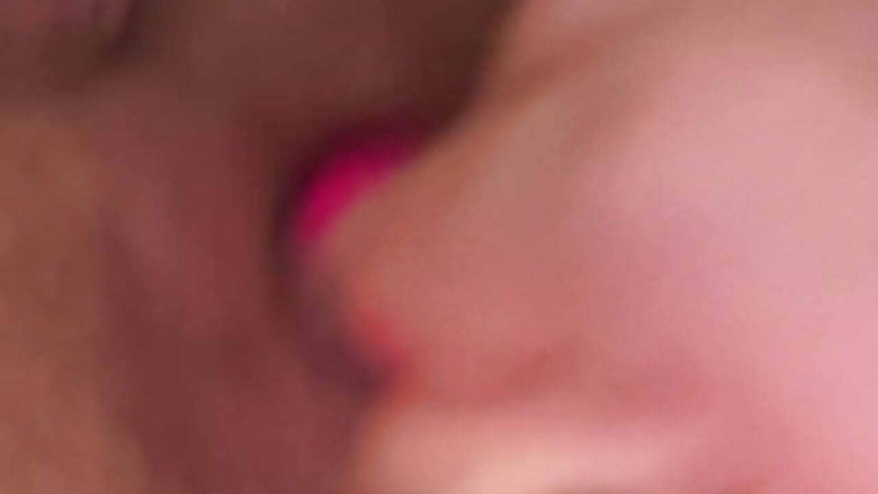 小福利好多水爸爸 - video by momo-2580 cam model