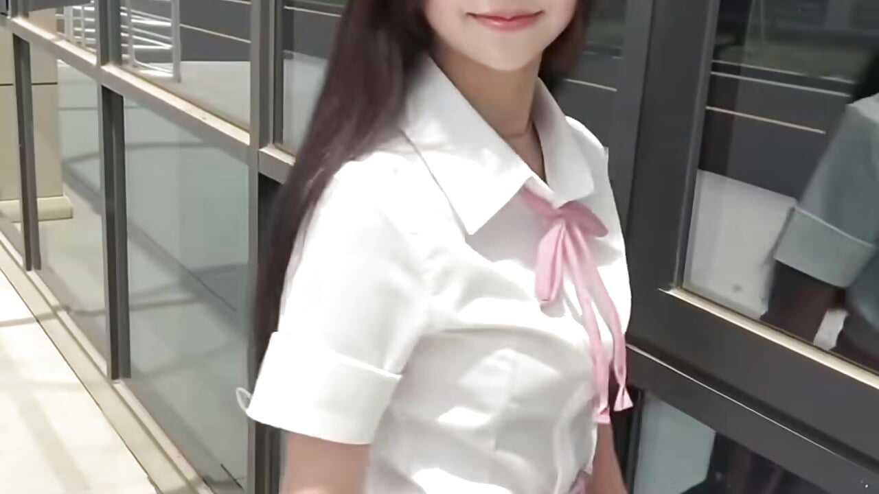 v0269cg10004d16bitvog65ki6tjmvh0 - video by momo-2580 cam model