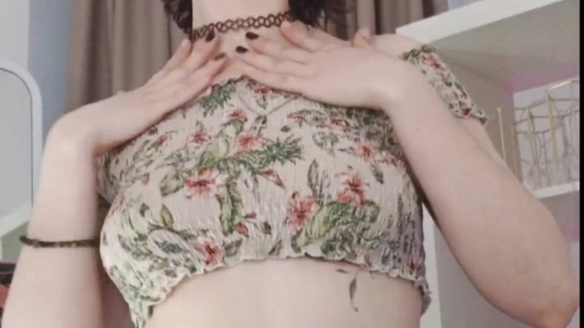 Lovely movements💕 - vídeo de la modelo de cam Miko_Meow