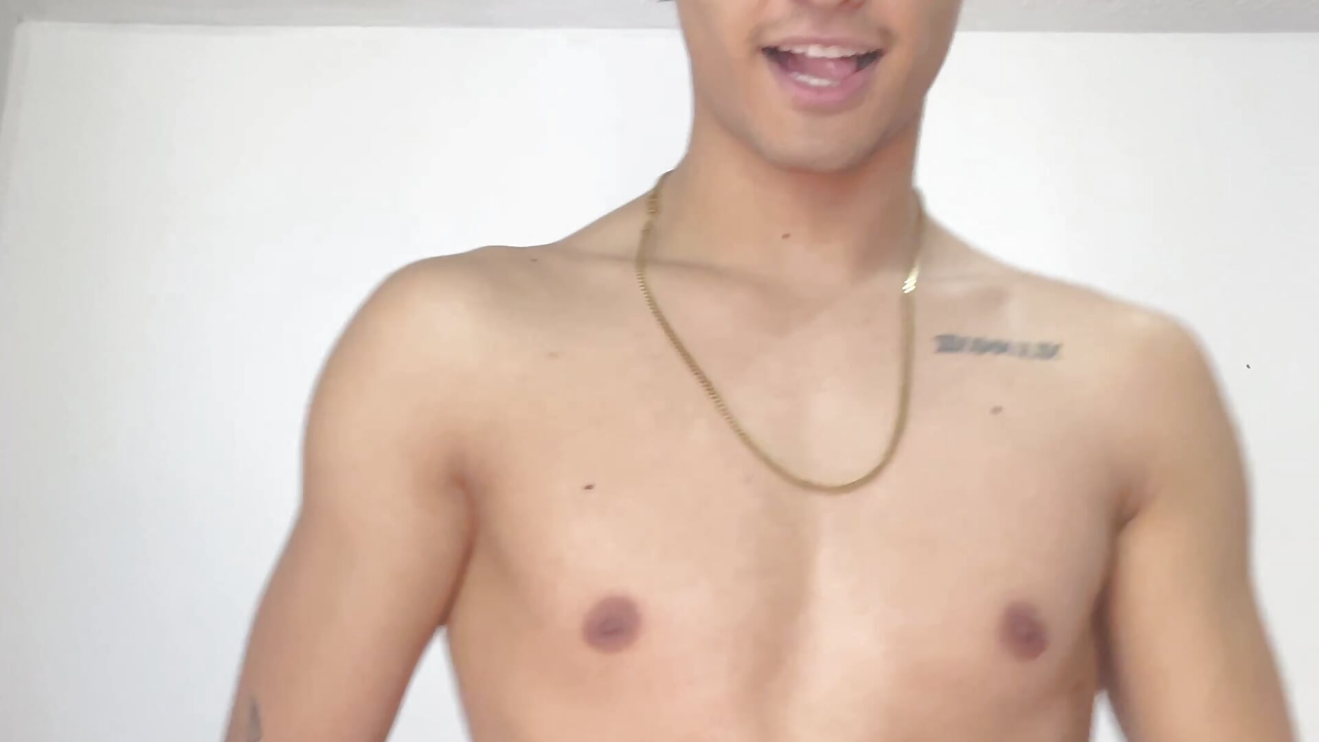 Freshly bathed, giving love ❤️ - Alex_mojica adlı kamera modelinin videosu