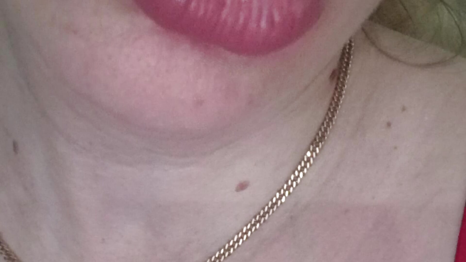 Kiss 💋 - video av babyjessi cam-modell