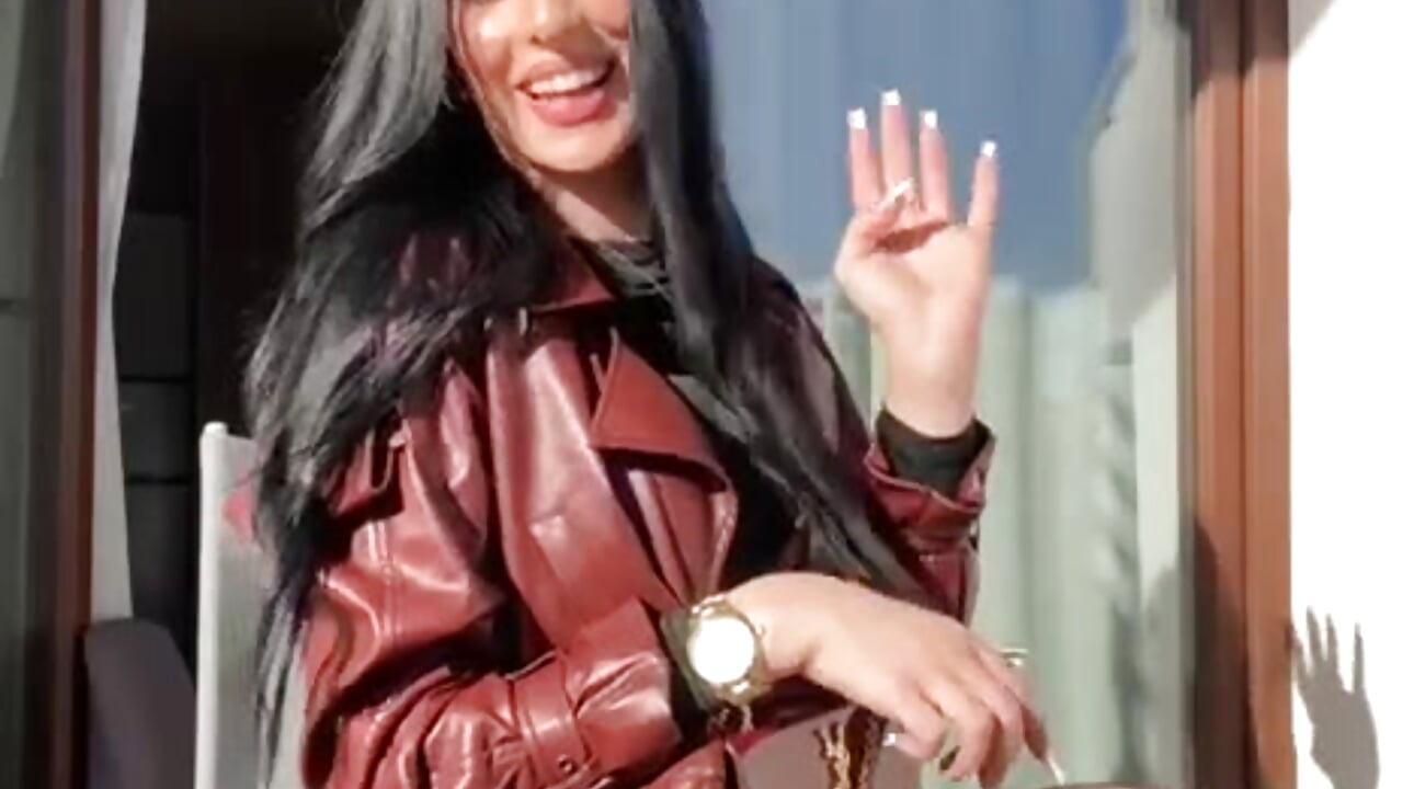 Sexy girl - video by PleasureJasmine cam model