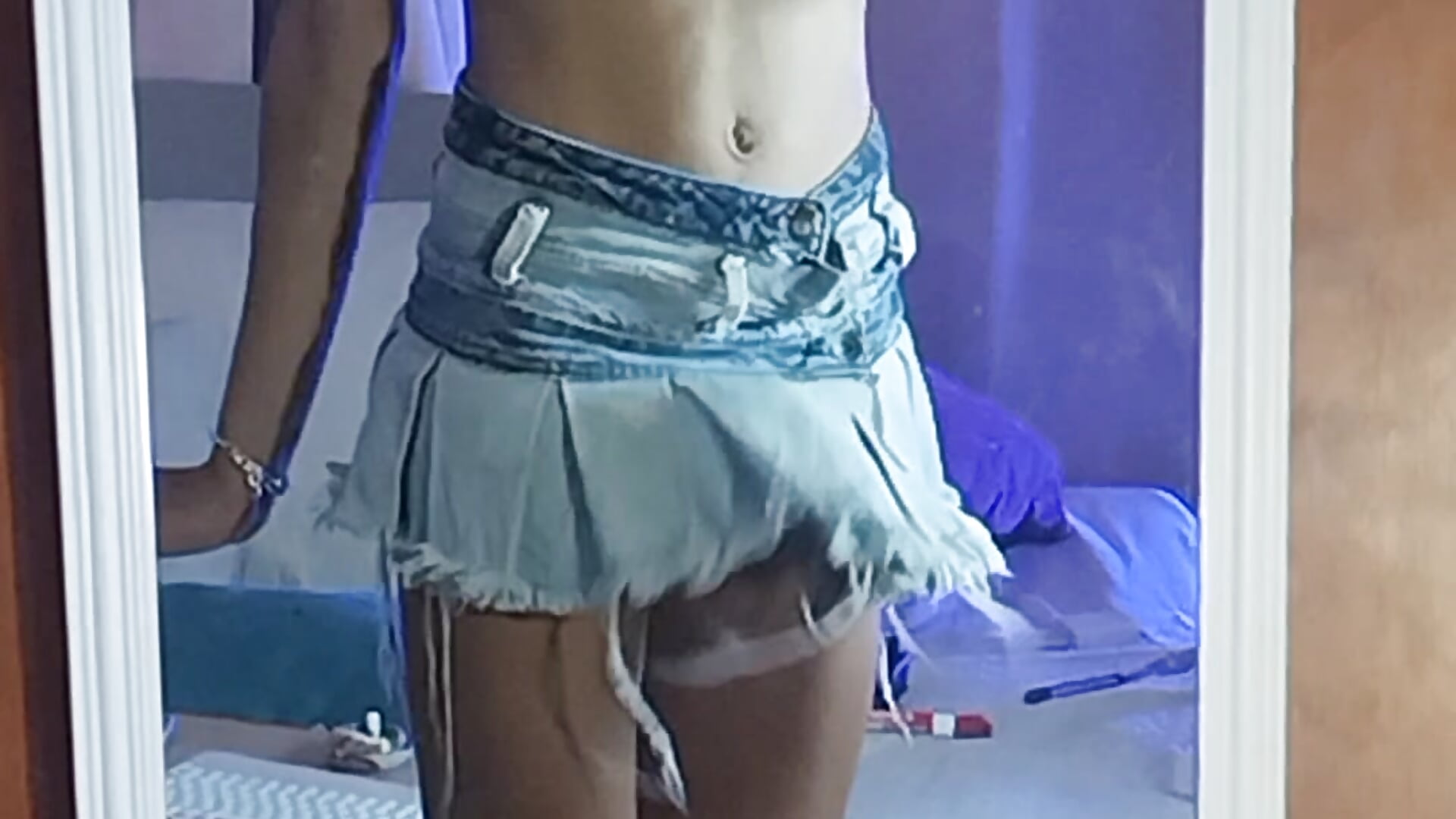 Jejeje – видео вебкам-модели Theevae