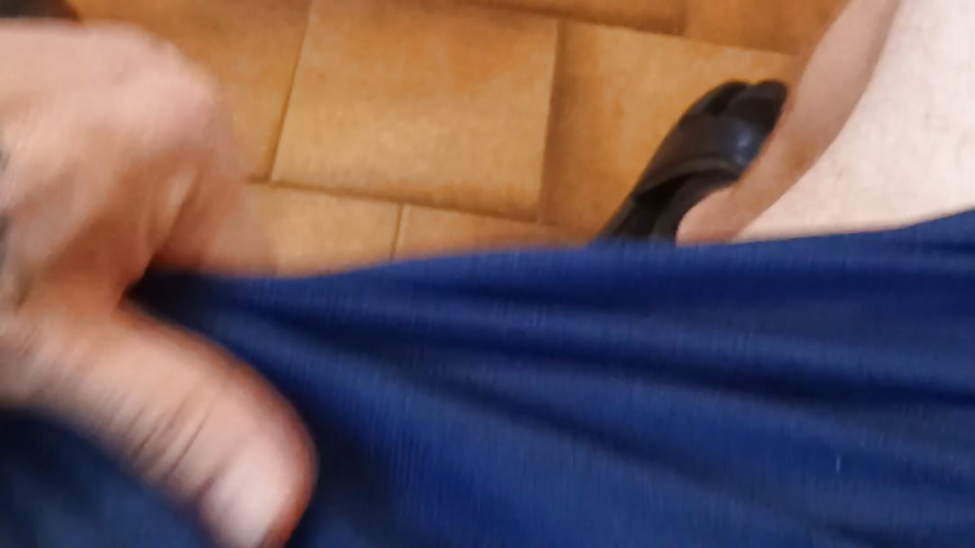 1000004019 - vídeo de la modelo de cam BreakableActivist70