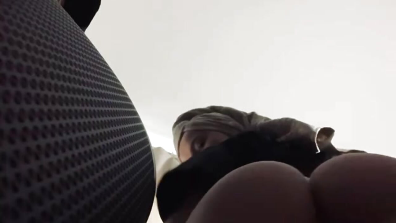 Pick Up - video by GabiMeshuggah cam model