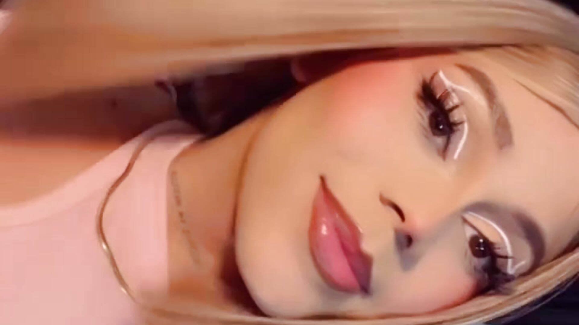 💓💓 - video by Flora_Minx cam model