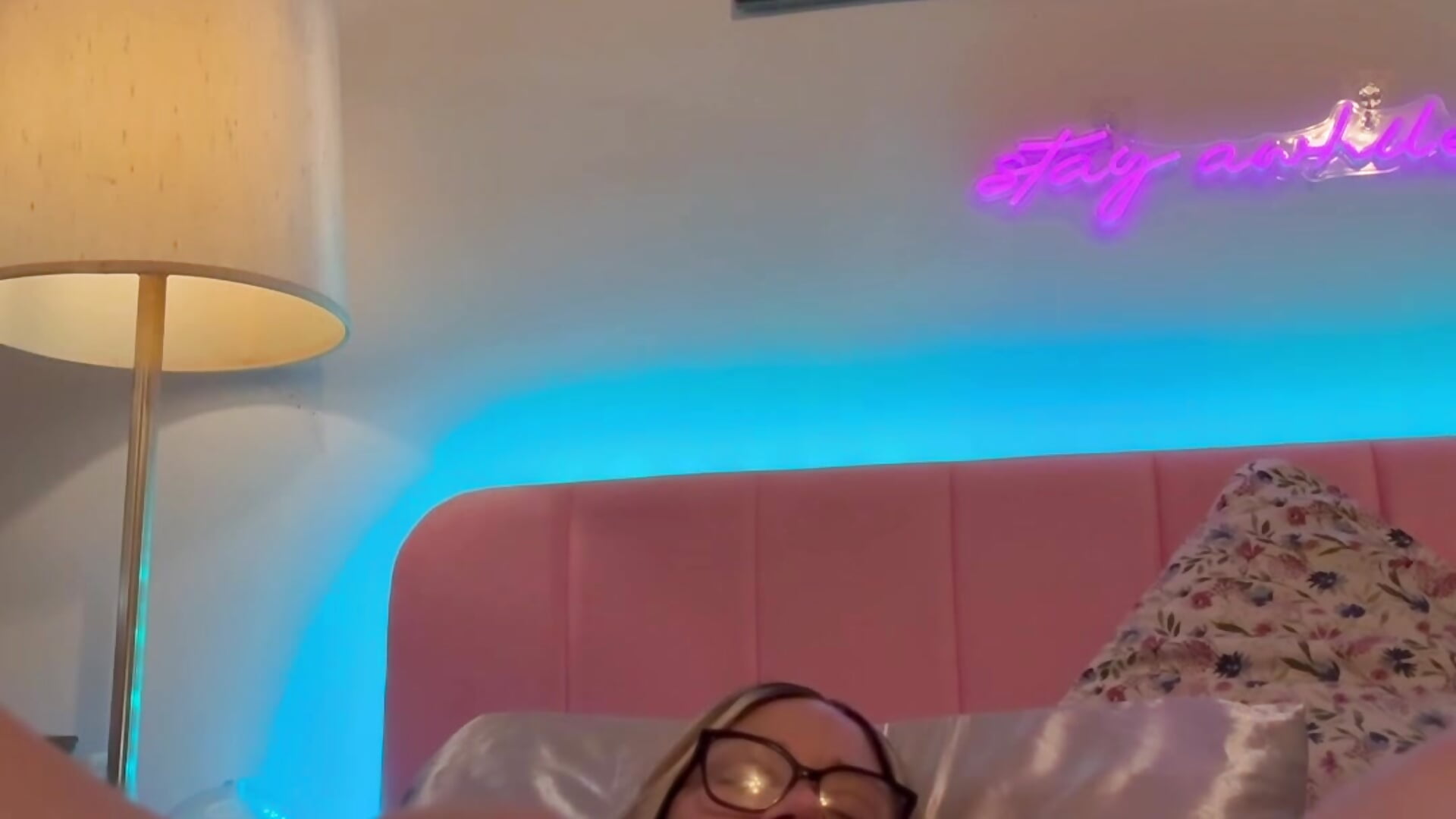 LUSH : early morning  PUSSY JOI